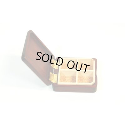 Photo5: Kura-san's Wooden Kebari Case Dark Brown(4 Compartments) Magnet type
