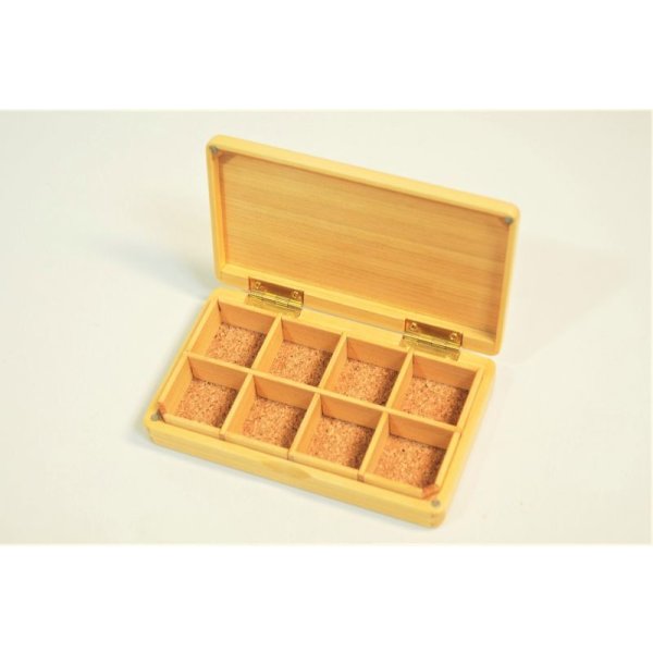 Photo4: Kura-san's Wooden Kebari Case (8 Compartments) Magnet type (4)